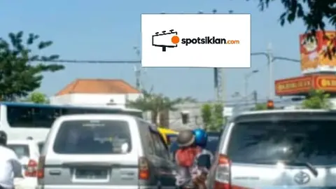 Billboard 4 × 8 m di Jl. Ahmad Yani (Area Bundaran Dolog, Menuju Plaza Marina), Surabaya, Jawa Timur