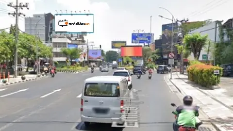 Billboard 7 × 14 m di Dari Jl. Embong Malang ke Jl. Tidar, Surabaya, Jawa Timur