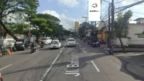 Billboard 10 × 5 m di Jl. Babatan UNESA (arah ke PTC Surabaya), Jawa Timur