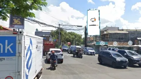 Billboard 4 × 8 m di Jl. Banyu Urip (Area Perempatan Pasar Kembang), Surabaya, Jawa Timur