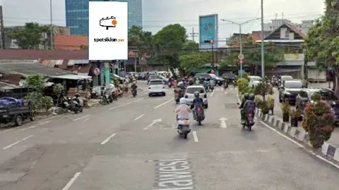 Baliho 4 × 6 m di Jl. Keputran Selatan (Arah Pasar Asem - Simo Magersari), Surabaya, Jawa Timur