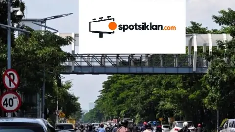 JPO 5 × 10 m di Jl. Ahmad Yani (Depan UIN Sunan Ampel Surabaya), Jawa Timur