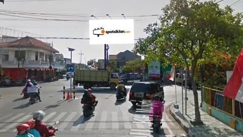 Billboard 4 × 8 m di Jl. Diponegoro-KH Mukmin, Sidoarjo, Jawa Timur