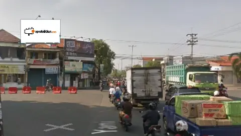 Baliho 4 × 6 m di Jl. Jenggala (Dari Arah Surabaya Selatan / Aloha Menuju Sidoarjo), Jawa Timur