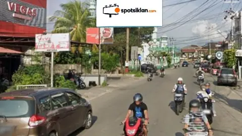 Billboard 5 × 10 m di Jl. Kom Yos Sudarso (Setelah Vegas Chicken), Singkawang, Kalimantan Barat