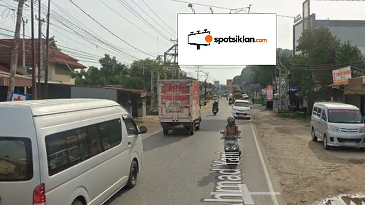 Bando Jalan 5 × 10 m di Jl. Raya Sak Kok (Depan Puskesmas Singkawang Selatab, Arah Bundaran 1001 AI), Kalimantan Barat