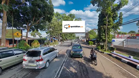 Bando Jalan 5 × 10 m di Jl. Sudirman 1,2km menuju Citymall, Kota Sukabumi, Jawa Barat
