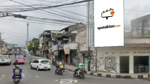 Baliho 6 × 4 m di Jl. Raya Otista (Perempatan Jl. A Yani, RS. Ridogalih), Sukabumi, Jawa Barat