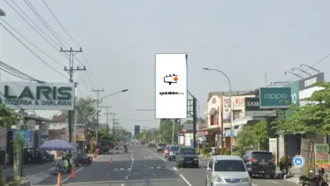Billboard 5 × 10 m di Jl. Slamet Riyadi (Perbatasan Solo-Sukoharjo, Area Depan Swalayan Laris arah Wonogiri), Jawa Tengah