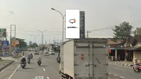 Billboard 4 × 8 m di Jl. Raya Semarang-Solo (Arah Solo), Sukoharjo, Jawa Tengah