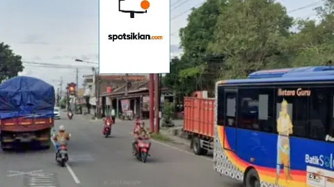 Baliho 4 × 6 m di Jl. Adi Sumarmo (Area Klegen, Arah yogya), Sukoharjo, Jawa Tengah