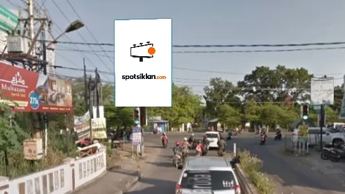 Baliho 6 × 4 m di Jl. Garuda Mas (Pintu Keluar UMS, Arah CGV Transmart), Sukoharjo, Jawa Tengah