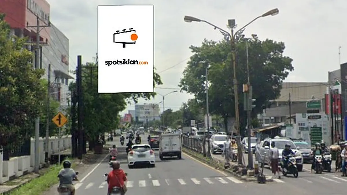 Baliho 6 × 4 m di Jl. Raya A Yani (Menuju Transmart Pabelan), Sukoharjo, Jawa Tengah