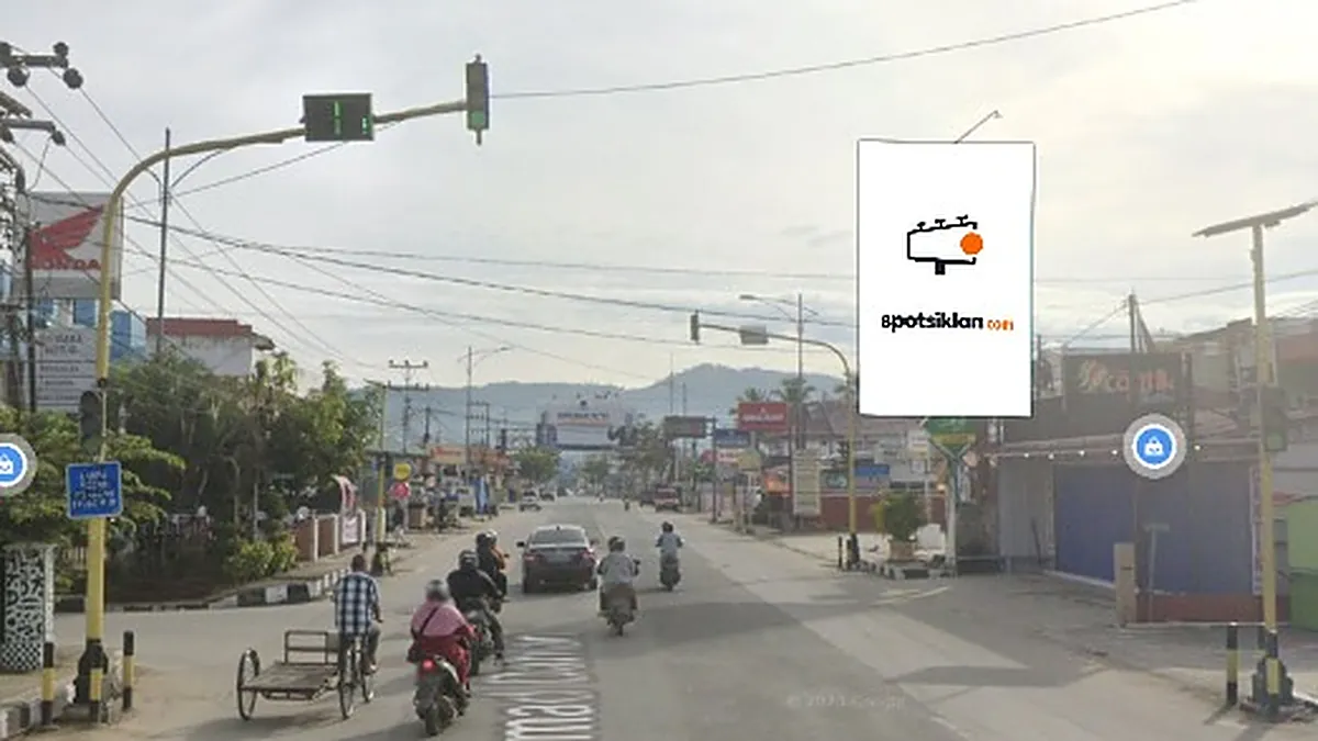 Baliho 4 × 6 m di Jl. KH Ahmad Dahlan (Arah Padang), Solok, Sumatera Barat