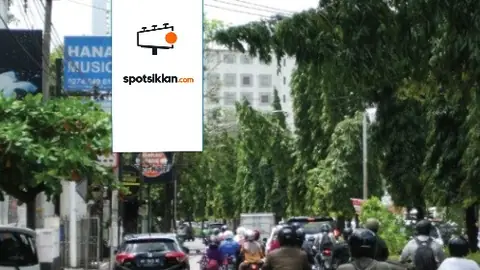 Billboard 10 × 5 m di Jl. Affandi (Selatan Panin Bank), Sleman, DI Yogyakarta