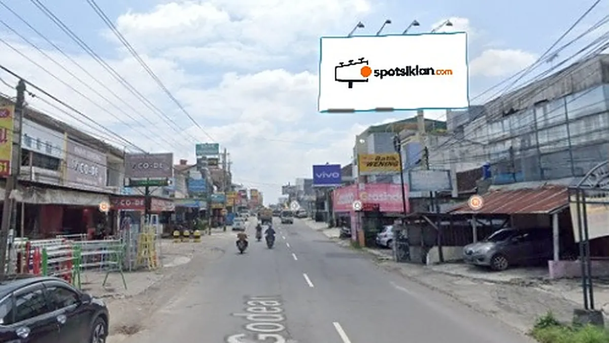 Billboard 5 × 10 m di Jl. Godean (Arah Kota Jogja), Sleman, DI Yogyakarta