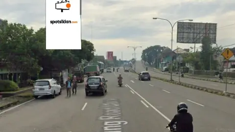Billboard 5 × 10 m di Jl. Siliwingi (Ringroad Utara, View Barat arah Flyover), Sleman, DI Yogyakarta