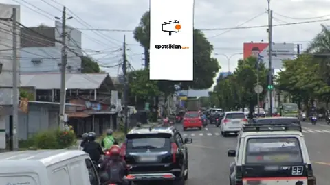 Billboard 5 × 10 m di Jl. Laksada Adisucipto (Pertigaan Bandara Adisucipto), Sleman, DI Yogyakarta
