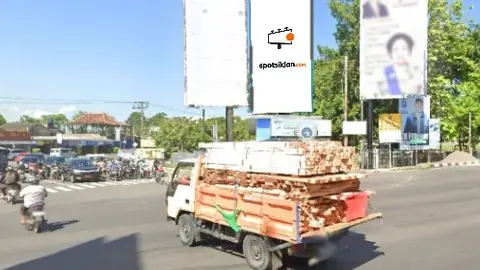Billboard 5 × 10 m di Jl. Gito Gati (Lampu Merah Denggung), Sleman, DI Yogyakarta