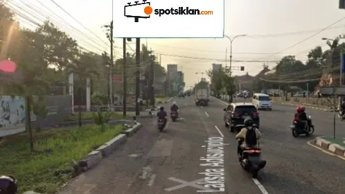 Billboard 5 × 10 m di Jl. Solo-Yogyakarta (Depan Hotel Sheraton, ke Arah Bandara Adisucipto), Sleman, DI Yogyakarta