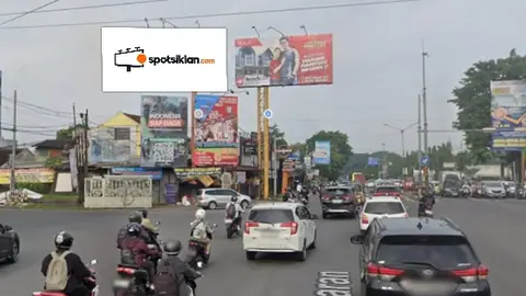 Billboard 10 × 5 m di Jl. Ring Road Utara (Menuju Monumen Yogya Kembali), Sleman, DI Yogyakarta