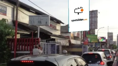 Baliho 6 × 4 m di Jl. Kaliurang (Area Perempatan Lingkar Utara Kentungan), Sleman, DI Yogyakarta
