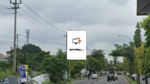 Baliho 6 × 4 m di Jl. Ring Road Utara (depan Calista, dari arah Flyover Kentungan), Sleman, DI Yogyakarta