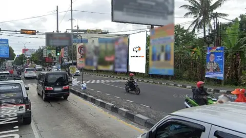 Baliho 6 × 4 m di Jl. Raya Yogyakarta - Solo (Pertigaan Bandara Adi Sucipto) (Pertigaan Bandara Adi Sucipto), Sleman, DI Yogyakarta