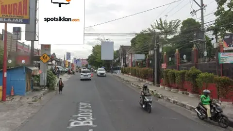Baliho 6 × 4 m di Jl. Babarsari (Depan SMA Depok), Sleman, DI Yogyakarta