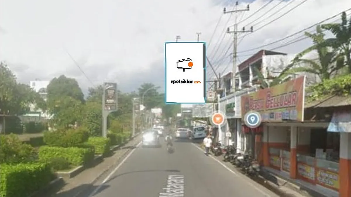 Baliho 6 × 4 m di Dari Arah Jl. Selokan Mataram Menuju ke Ringroad Utara, Sleman, DI Yogyakarta