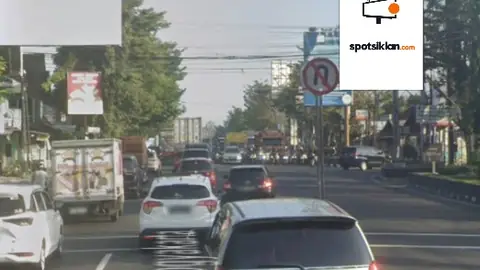 Baliho 6 × 4 m di Jl. Magelang (Perempatan Beran), Sleman (unit 1), DI Yogyakarta