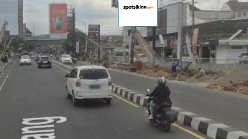 Baliho 4 × 6 m di Jl. Magelang (Depan Indogrosir, Sisi Selatan), Sleman, DI Yogyakarta