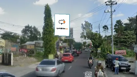 Baliho 4 × 6 m di Jl. Palagan Tentara Pelajar (Lampu Merah Palagan, Dari Utara), Sleman, DI Yogyakarta