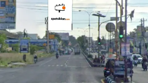 Baliho 4 × 6 m di Jl. Raya Solo-Yogyakarta Glondong (Radenronggo Kalasan), Sleman, DI Yogyakarta