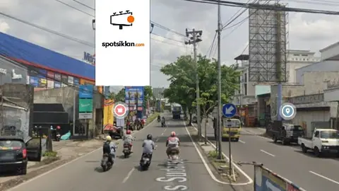 Billboard 10 × 5 m di Jl. Ir Soekarno (Arah Mitra Solo Baru), Jawa Tengah