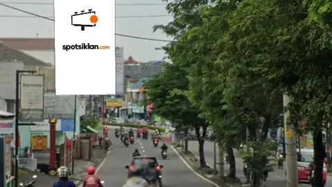 Billboard 10 × 5 m di Jl. Yos Sudarso (Depan Mitra 10), Solo, Jawa Tengah