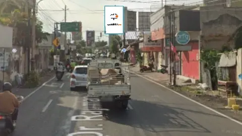 Baliho 4 × 6 m di Jl. Dr. Radjiman (Arah Pasar Jongke, Purwosari), Solo, Jawa Tengah
