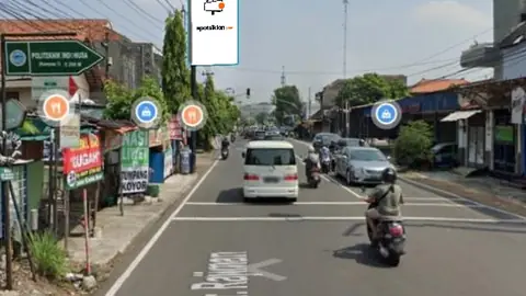 Baliho 4 × 2 m di Jl. Dr. Rajiman (Dari Arah Pasar Klewer Solo Menuju ke Kampung Batik Laweyan), Jawa Tengah