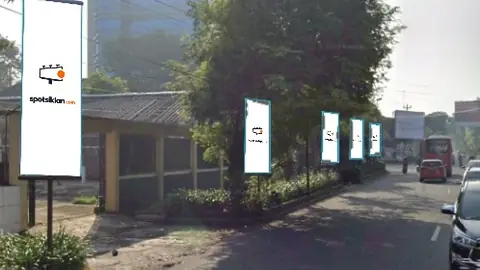 Baliho 3 × 1 m di Jl. Mongonsidi (Area Simpang Lima Balapan), Solo, Jawa Tengah
