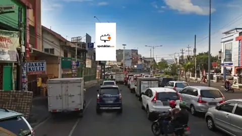 Billboard 5 × 10 m di Jl. MT Haryono - Perempatan Peterongan dari Java Mall, Semarang, Jawa Tengah