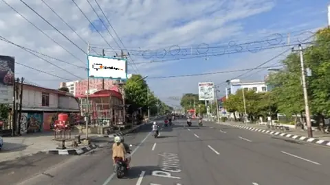 Billboard 5 × 10 m di Jl. Pemuda (Area Paragon City), Semarang, Jawa Tengah