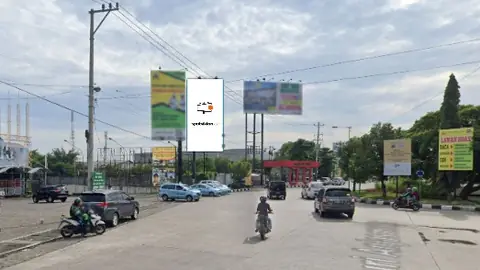 Billboard 10 × 5 m di Jl. Madukoro Raya (Depan PRPP), Semarang, Jawa Tengah