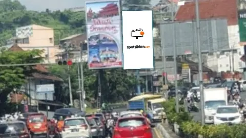 Billboard 8 × 4 m di Jl. Dr Wahidin (Area Pertigaan Pasar Kambing), Semarang, Jawa Tengah