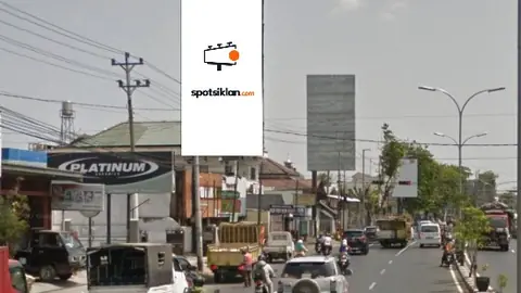 Billboard 10 × 5 m di Jl. Majapahit (Pertigaan Supriyadi), Semarang, Jawa Tengah
