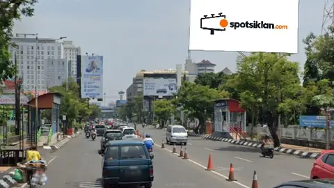 Billboard 12 × 6 m di Jl. Ahmad Yani (Dari Majapahit Menuju Simpang Lima), Semarang, Jawa Tengah