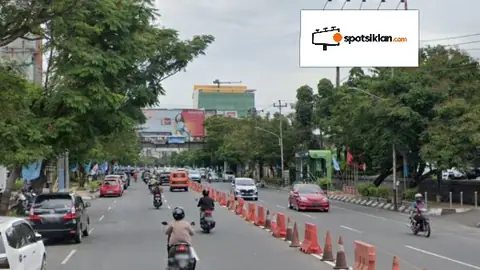Billboard 6 × 12 m di Jl. Pandanaran (Depan Hotel Sartika), Semarang, Jawa Tengah