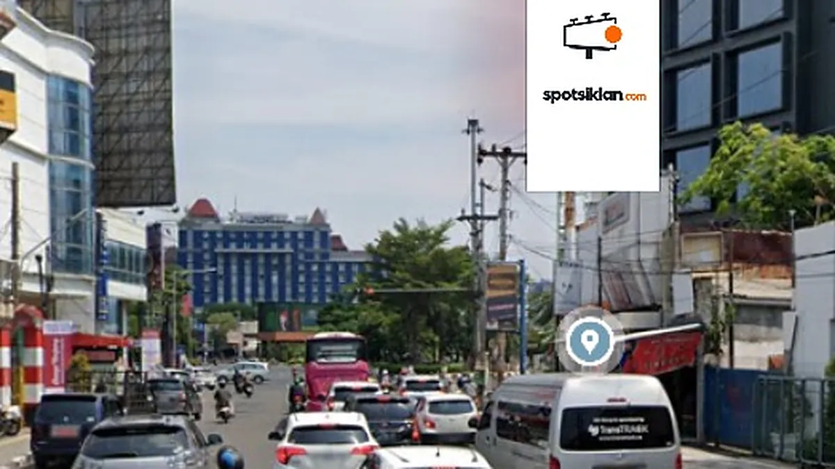 Billboard 5 × 10 m di Jl. Depok (Arah Pollux Mall Paragon Semarang), Jawa Tengah