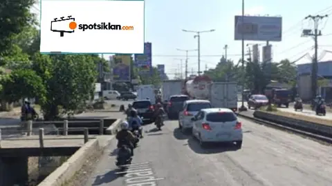 Billboard 10 × 5 m di Jl. Majapahit (Terlihat dari arah Indomaret Pedurungan), Semarang, Jawa Tengah