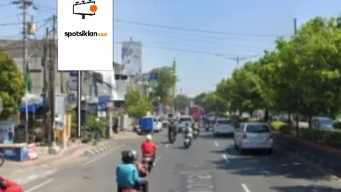 Billboard 10 × 5 m di Jl. Mgr Sugiyopranoto (Arah Tugu Adipura), Semarang, Jawa Tengah