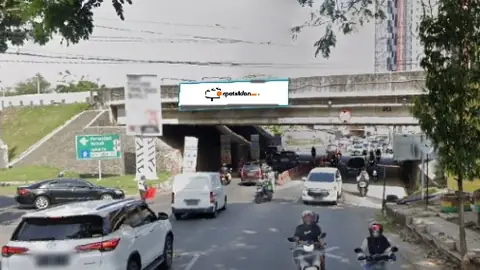 Billboard 2 × 10 m di Jl. Prof Soedarto (Jembatan Tol Tembalang, Arah Stadion Universitas Diponegoro), Semarang, Jawa Tengah